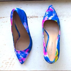 BCBGeneration Watercolor heels Size 8.5